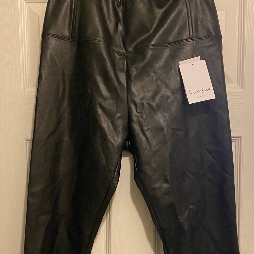 XL faux leather leggings with tags!